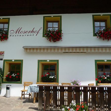 Berggasthaus Agritur Moserhof Prags Eksteriør billede