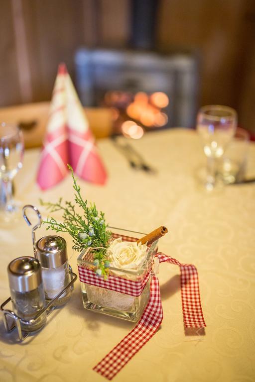 Berggasthaus Agritur Moserhof Prags Eksteriør billede